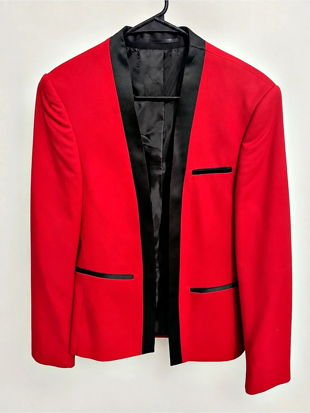 ASOS Men's Red Tuxedo Blazer US 38R Like New
